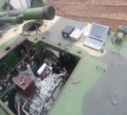 ZBD04式履带步兵战车综合传动装置检测系统1
