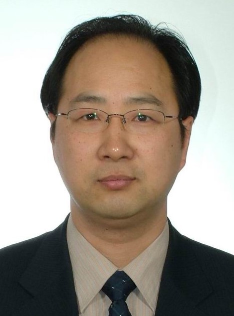 教授肖像照