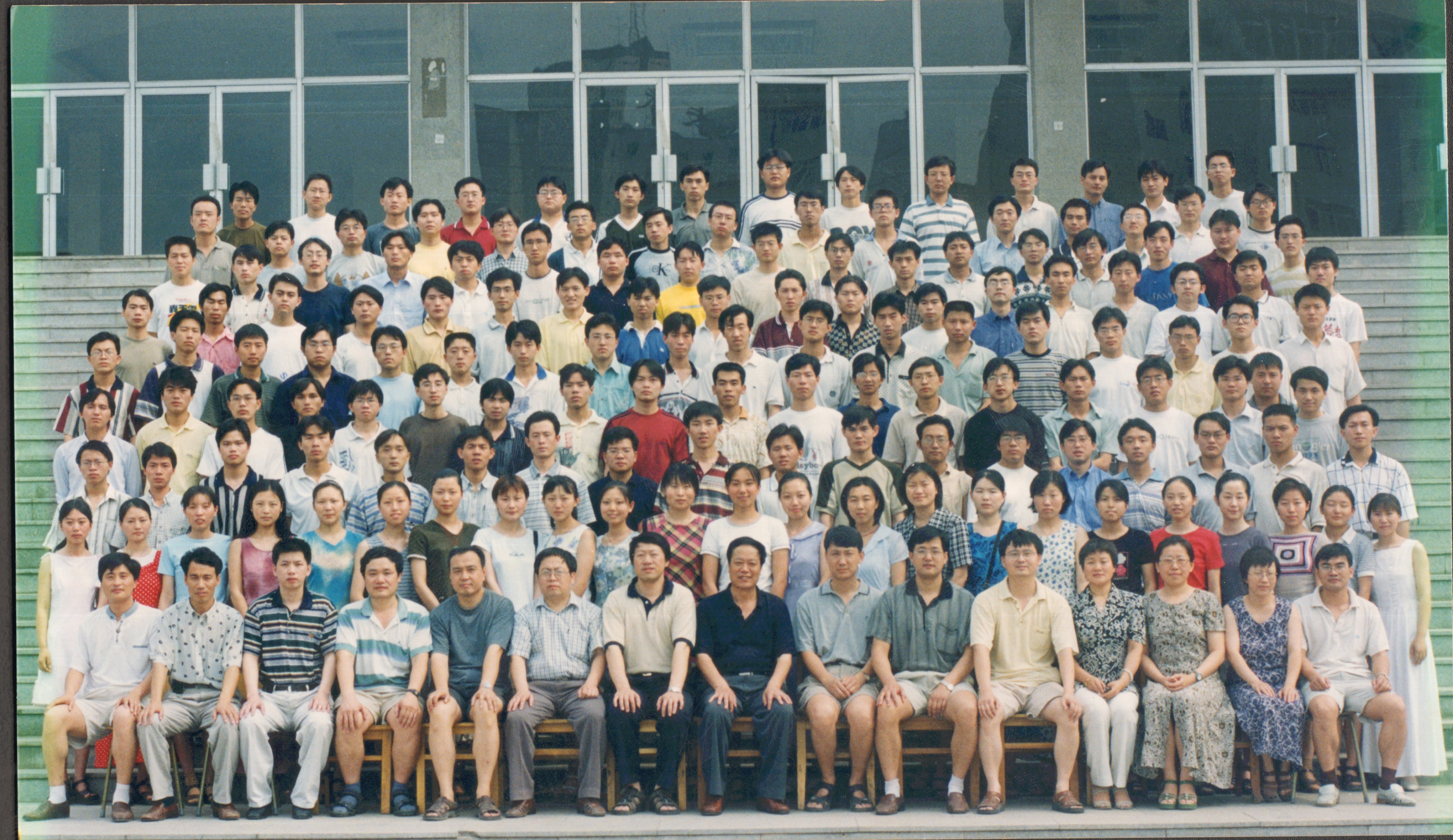 北京石油化工学院机械工程学院2000届毕业生合影-1.jpg