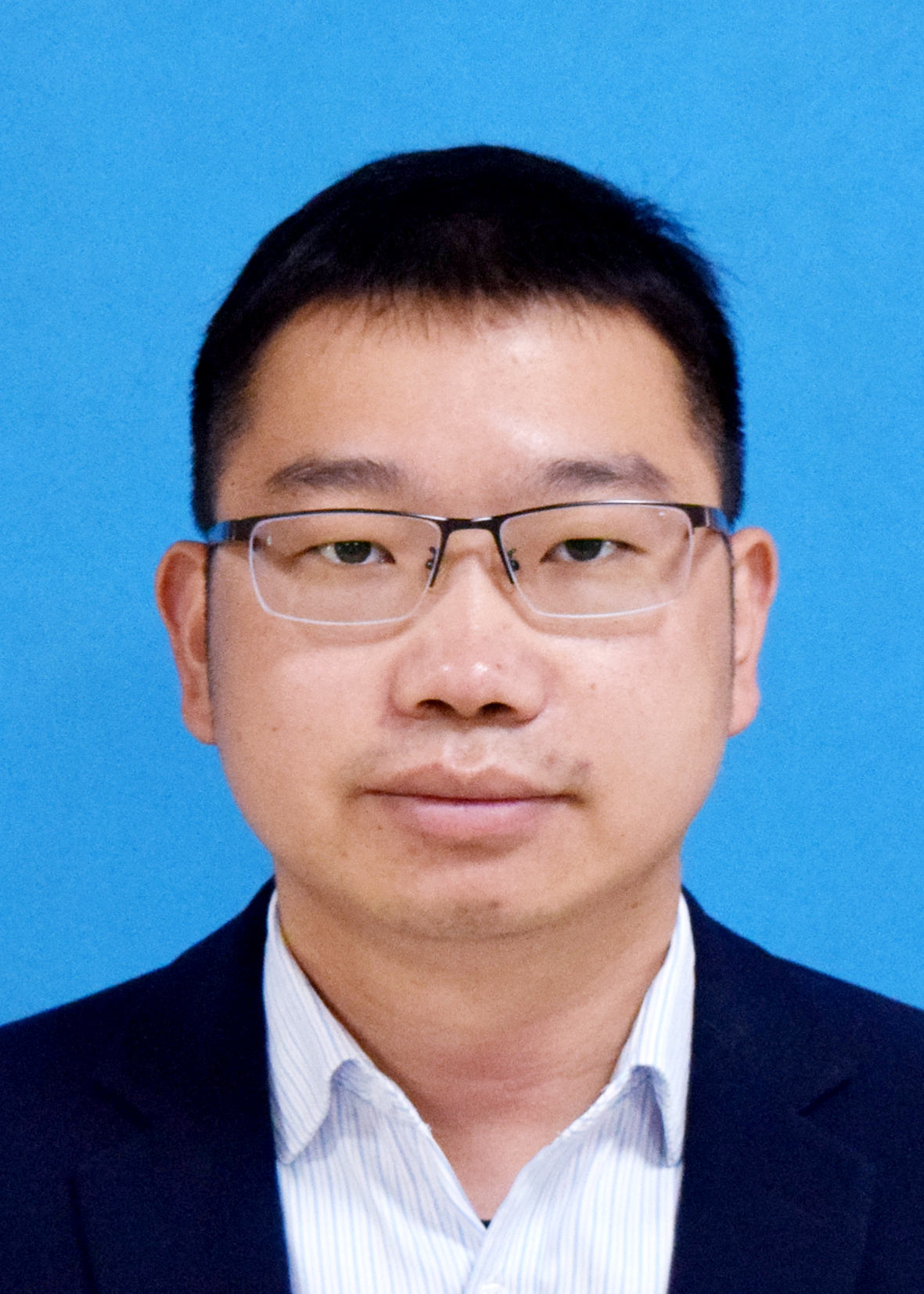 胡建龙.png