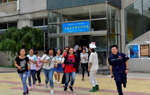 http://www.bipt.edu.cn/publish/news/images/content/2016-09/20160918103353236128.JPG